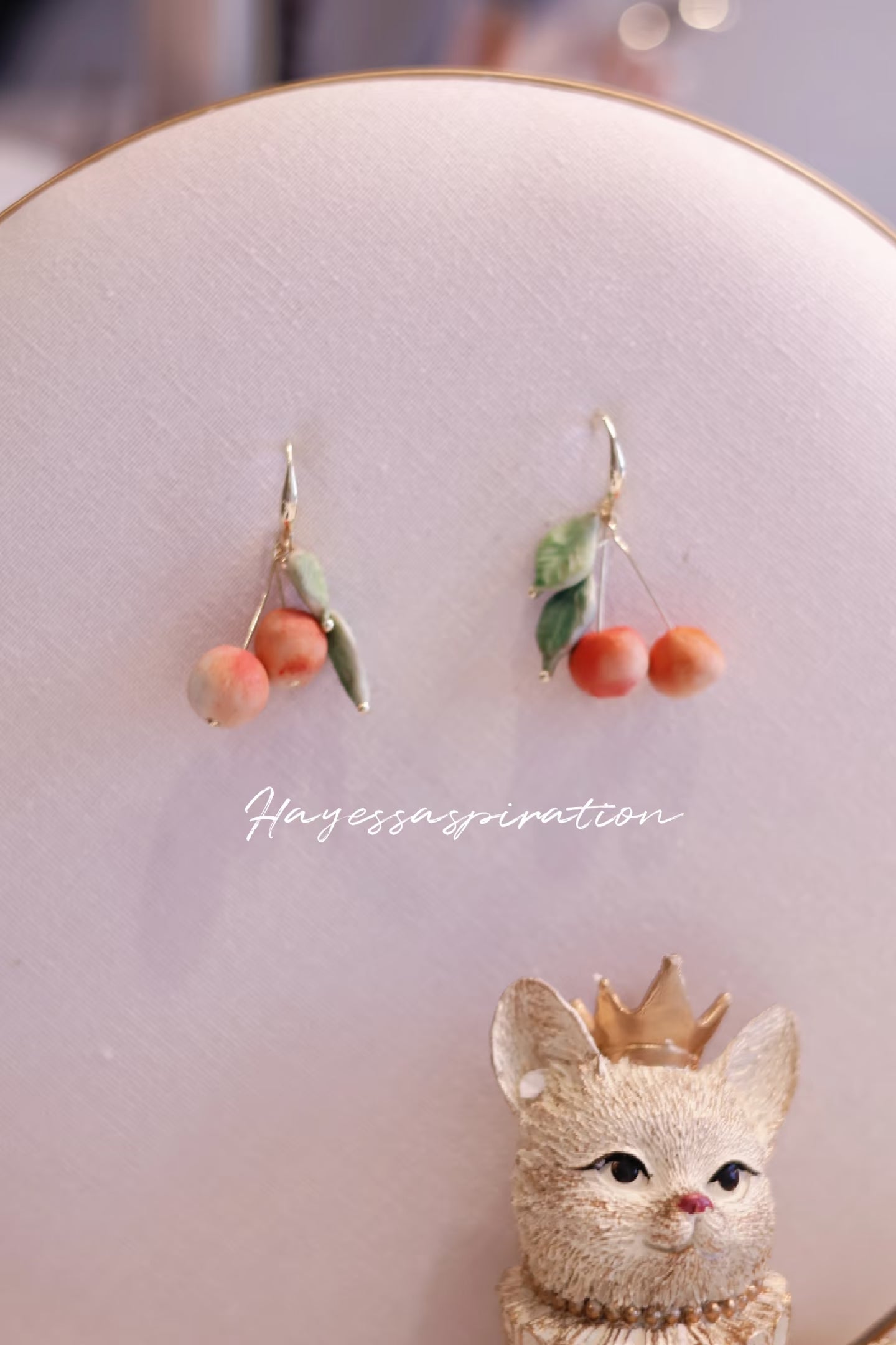 I find u ~a--peel--ING Earrings